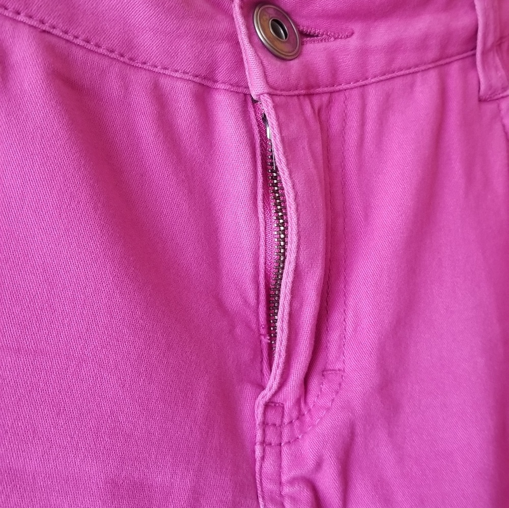 Soft Pink Capris - Picture 6 of 8
